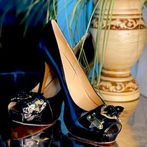 Work wear essentials, peep toe 6” buckle pumps